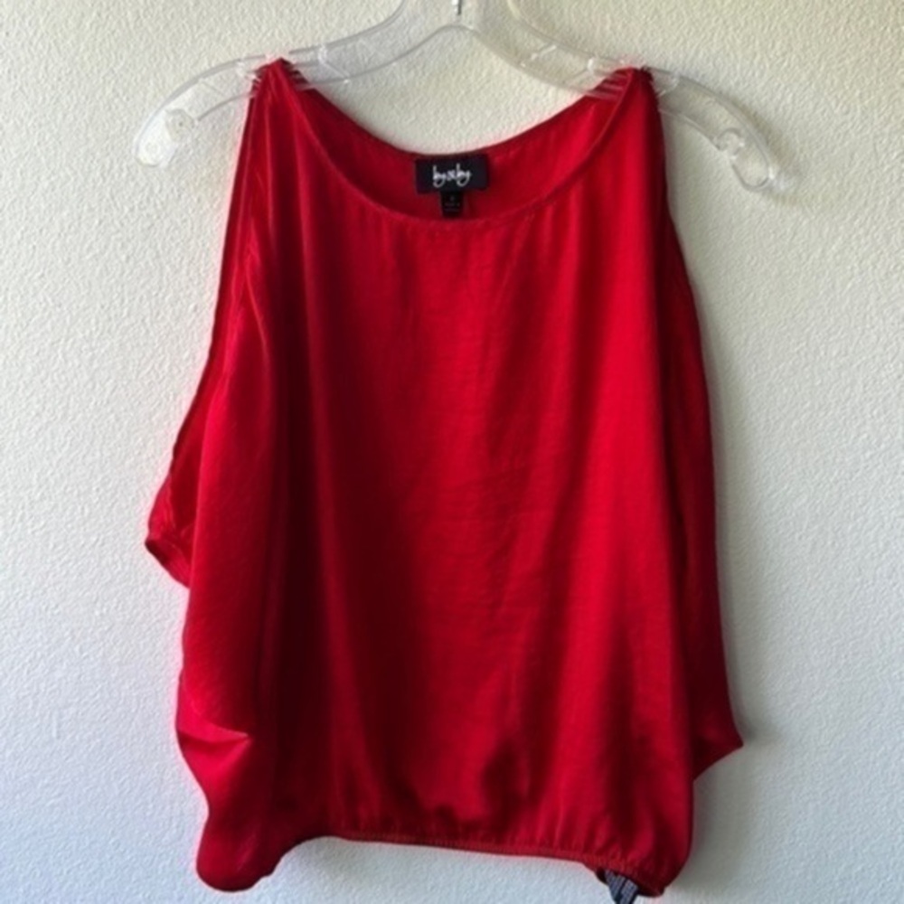 By-and-by top red cold shoulder flowy size small